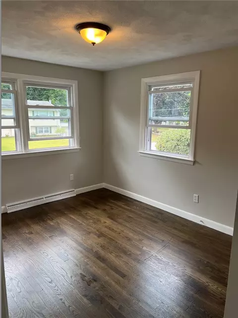 106 Oberlin Dr, Warwick, RI 02886 photo 14