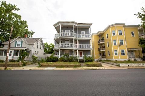 593 Wood Ave, Woonsocket, RI 02895 photo 1