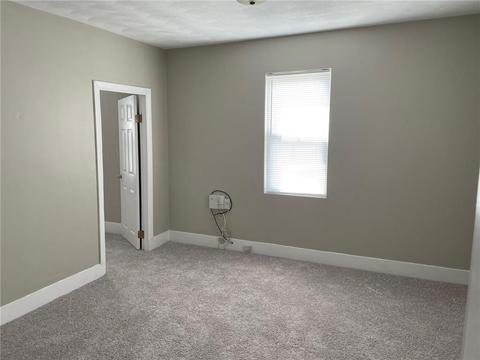 34 Elbow St, Woonsocket, RI 02895 photo 11