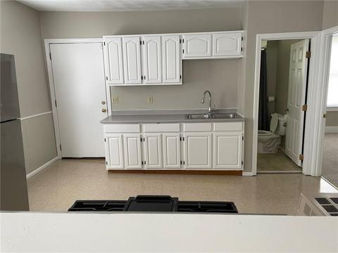 34 Elbow St, Woonsocket, RI 02895 photo 5