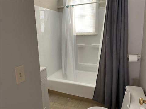34 Elbow St, Woonsocket, RI 02895 photo 9