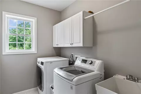 30 Beaver Dam Rd, Glocester, RI 02814 photo 16