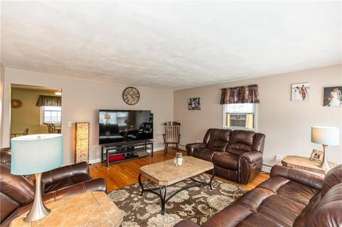 71 Duffield Rd, Bristol, RI 02809 photo 2