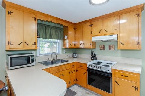 71 Duffield Rd, Bristol, RI 02809 photo 8