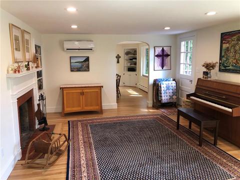 85 Phillips Ln, Glocester, RI 02814 photo 11