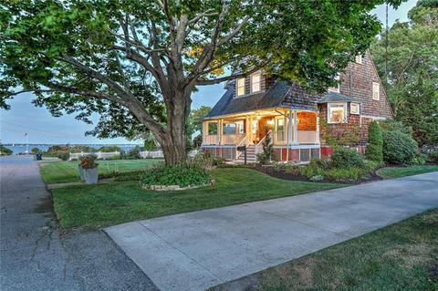 38 Lippitt Ave, Warwick, RI 02889 photo 4