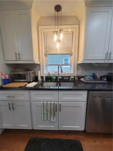 42 Fuller St, Warwick, RI 02889 photo 10