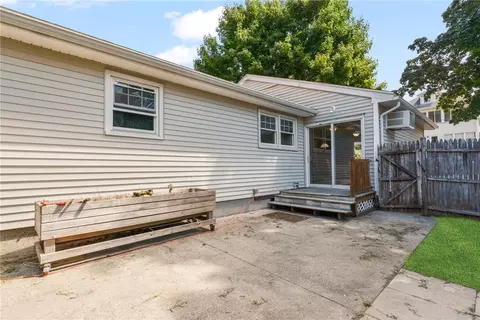 65 Rodman St, Woonsocket, RI 02895 photo 21
