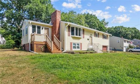 44 Morin St, Woonsocket, RI 02895 photo 2
