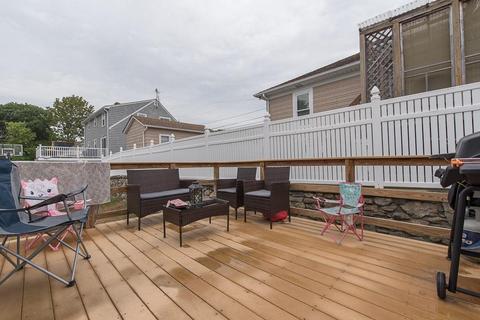 106 Crawford St, Woonsocket, RI 02895 photo 7