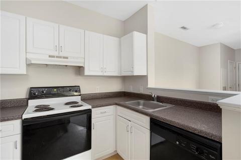 96 Mill St #103, Woonsocket, RI 02895 photo 4