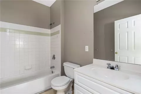96 Mill St #103, Woonsocket, RI 02895 photo 24