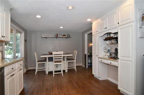120 Glaude Ln, Woonsocket, RI 02895 photo 8