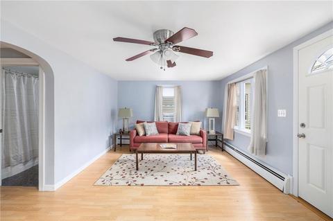 268 Morin St, Woonsocket, RI 02895 photo 17