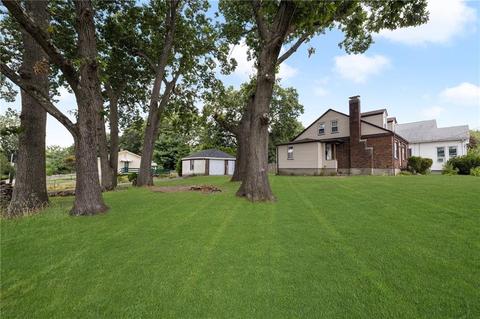 268 Morin St, Woonsocket, RI 02895 photo 4