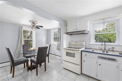 268 Morin St, Woonsocket, RI 02895 photo 7
