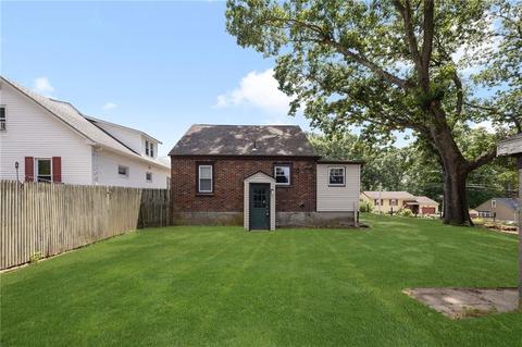 268 Morin St, Woonsocket, RI 02895 photo 34