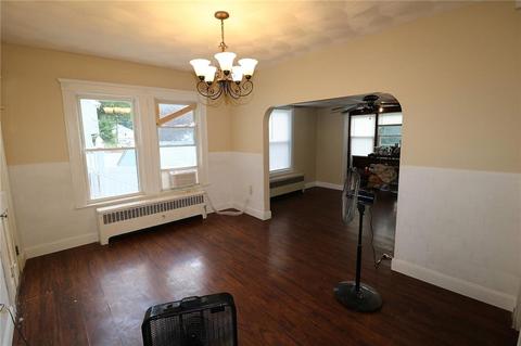 72 Mowry St, Woonsocket, RI 02895 photo 5