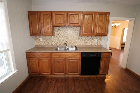 72 Mowry St, Woonsocket, RI 02895 photo 11