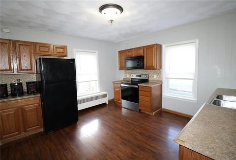 72 Mowry St, Woonsocket, RI 02895 photo 6