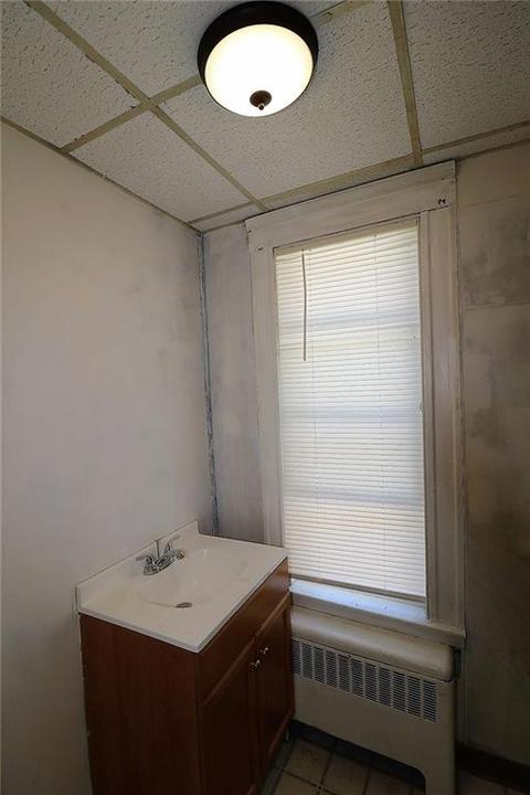 72 Mowry St, Woonsocket, RI 02895 photo 43