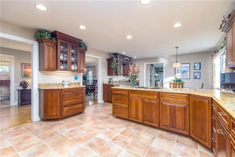 1 Waxcadowa Ave, Westerly, RI 02891 photo 18
