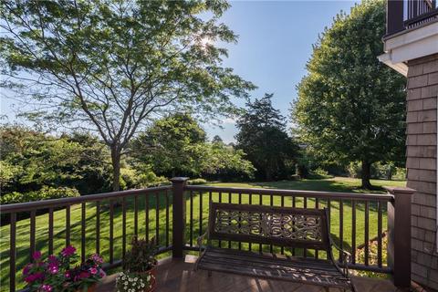 1 Waxcadowa Ave, Westerly, RI 02891 photo 12
