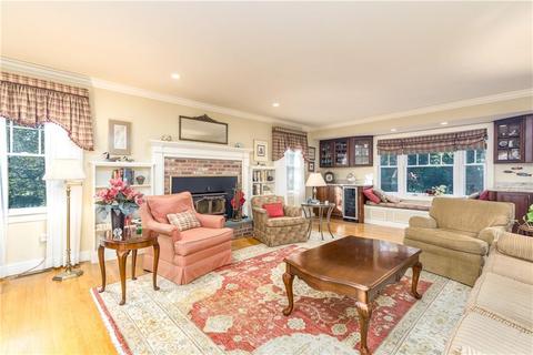1 Waxcadowa Ave, Westerly, RI 02891 photo 13