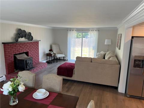 30 Observatory Rd, Warwick, RI 02888 photo 12
