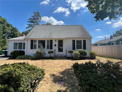 30 Observatory Rd, Warwick, RI 02888 photo 1