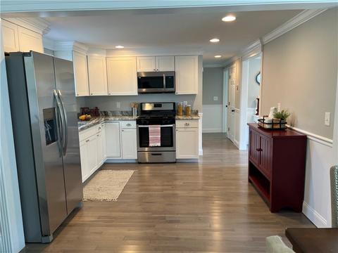 30 Observatory Rd, Warwick, RI 02888 photo 3