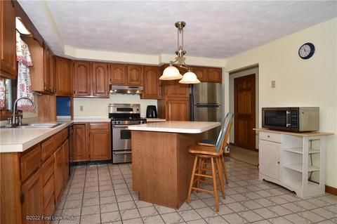 671 Chestnut Hill Rd, Glocester, RI 02814 photo 2