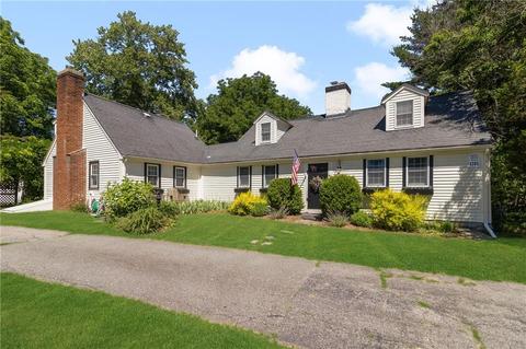 40 Cedar St, Walpole, MA 02081 photo 2