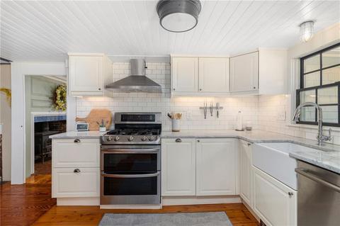 40 Cedar St, Walpole, MA 02081 photo 23