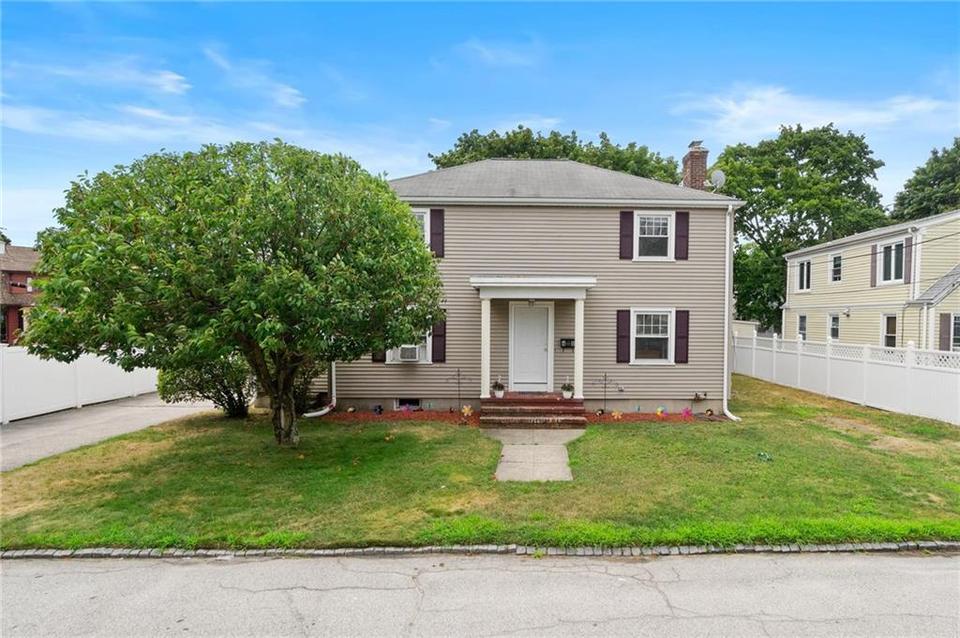 40 Jordan Ave, Cranston, RI 02910 30 Photos MLS 1318560 Movoto