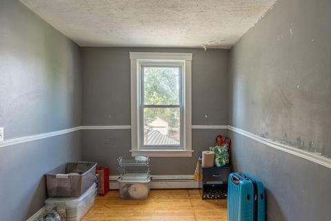 428 Elm St, Woonsocket, RI 02895 photo 10