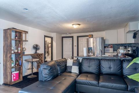 428 Elm St, Woonsocket, RI 02895 photo 17