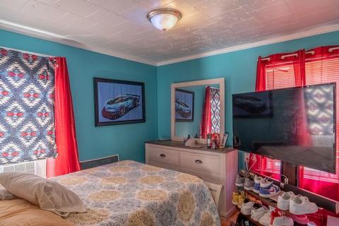 428 Elm St, Woonsocket, RI 02895 photo 9