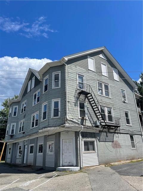 99 Oak St, Woonsocket, RI 02895 photo 2