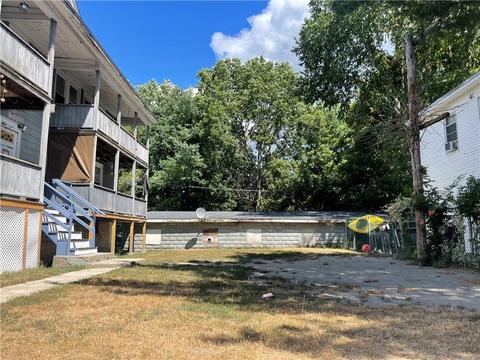 99 Oak St, Woonsocket, RI 02895 photo 4