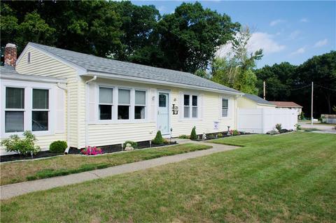 49 Star St, Warwick, RI 02888 photo 3