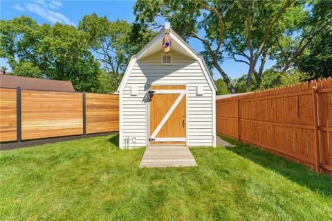 87 Brewster Dr, Warwick, RI 02889 photo 20