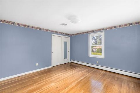 49 Ruth St, Woonsocket, RI 02895 photo 18
