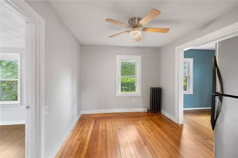 48 Beechcrest St, Warwick, RI 02888 photo 9