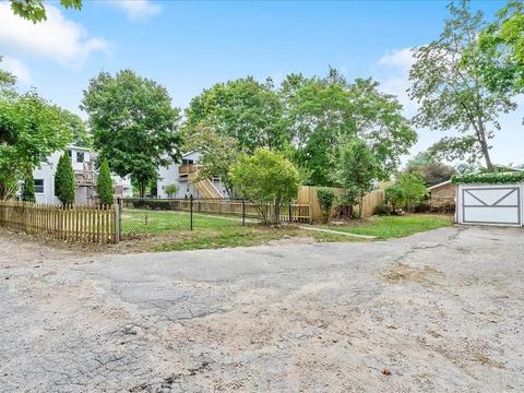 75 Beach St, Westerly, RI 02891 photo 5