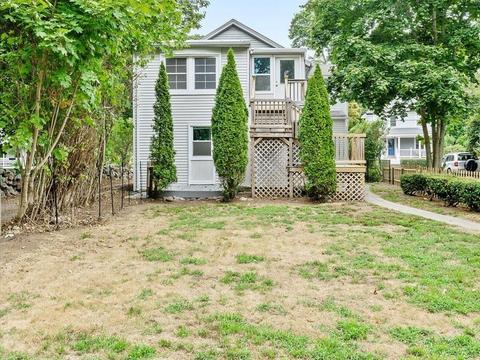 75 Beach St, Westerly, RI 02891 photo 3