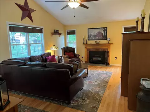 79 Kristen Ln, Burrillville, RI 02839 photo 18