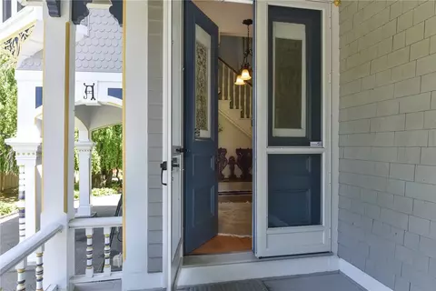 1046 Warwick Neck Ave, Warwick, RI 02889 photo 11