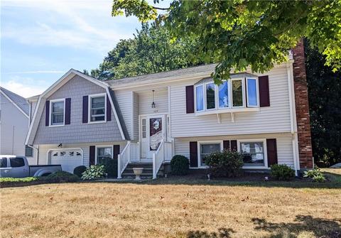 127 Monty Ave, Woonsocket, RI 02895 photo 2