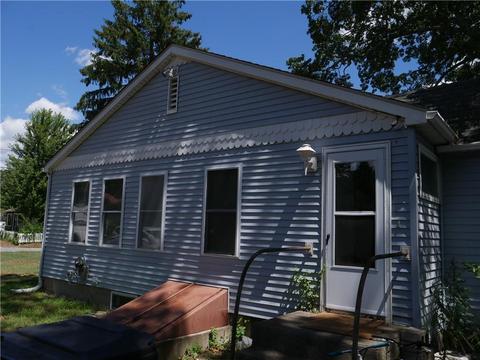 236 Gordon Ave, Warwick, RI 02889 photo 5